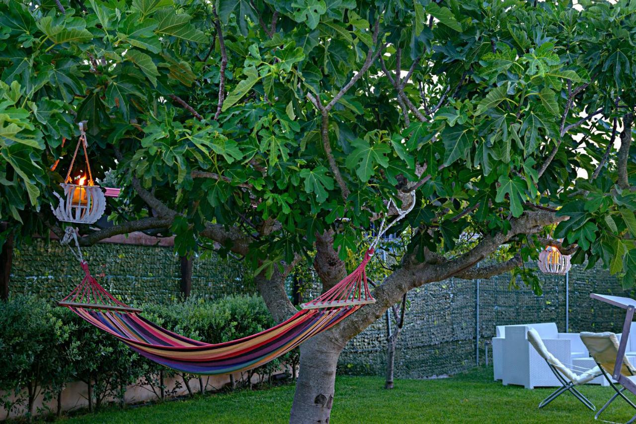Casa Vacanza Augusto Uggiano La Chiesa Exterior foto